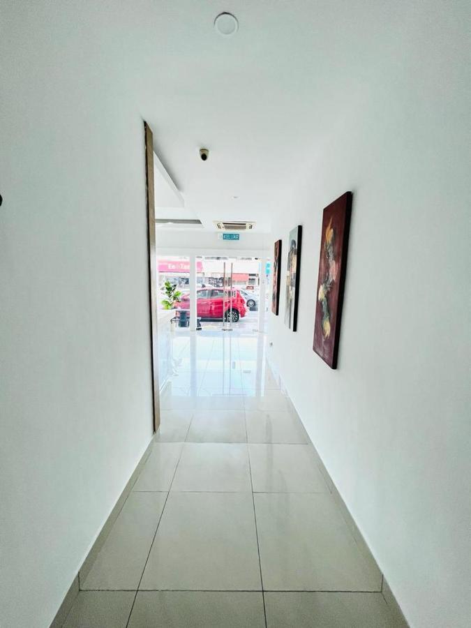 V Hotel Melaka Экстерьер фото