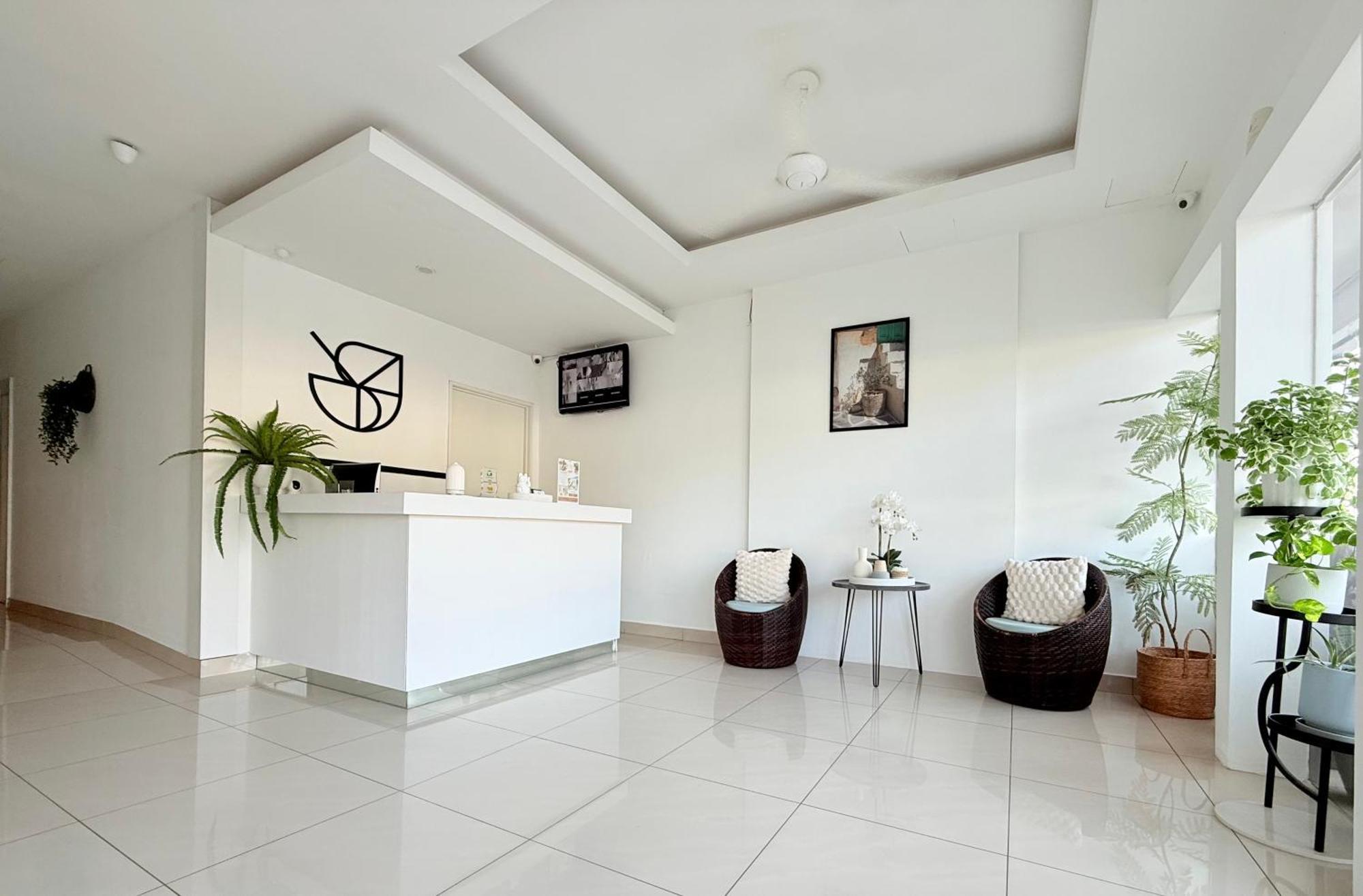 V Hotel Melaka Экстерьер фото