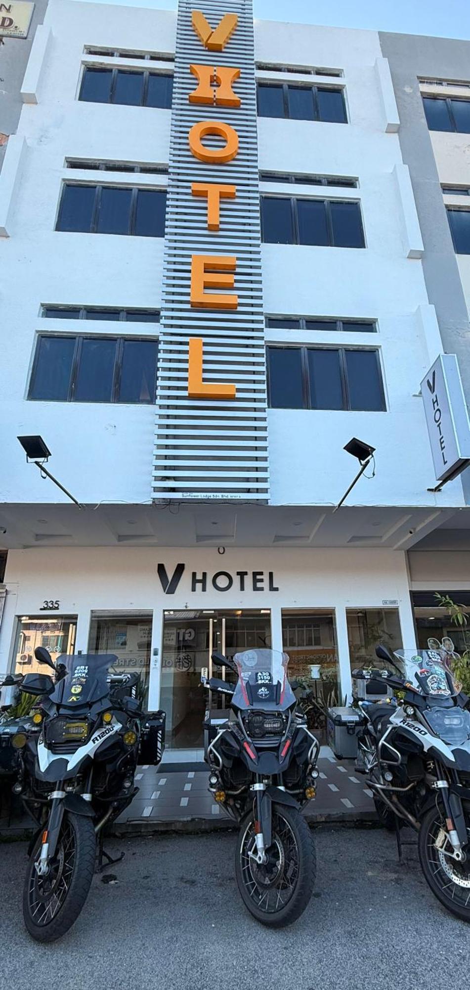 V Hotel Melaka Экстерьер фото